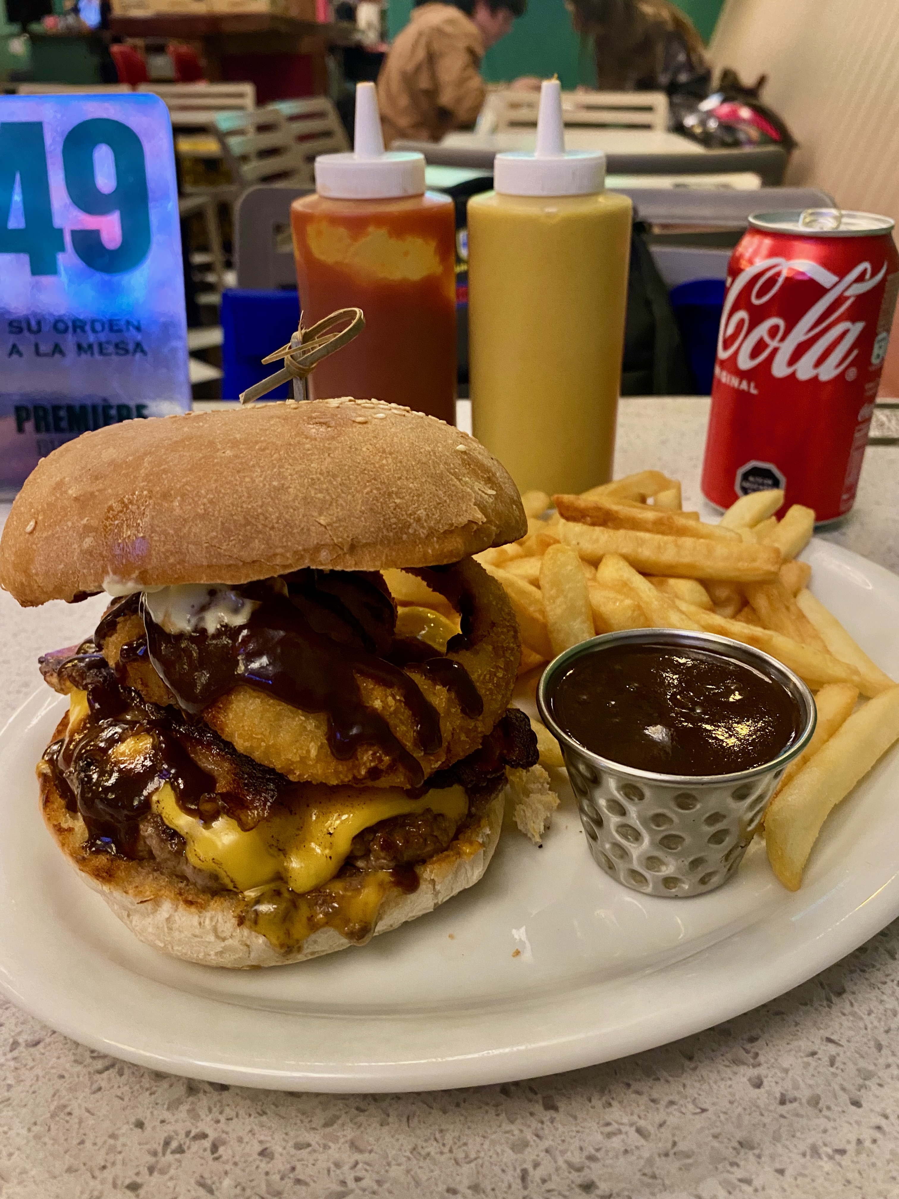 Premiere Burger 1